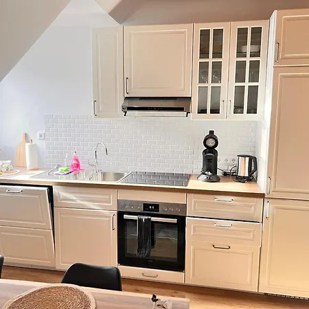 Maisonette-apartment Mit Klimaanlage - In Zentrum -