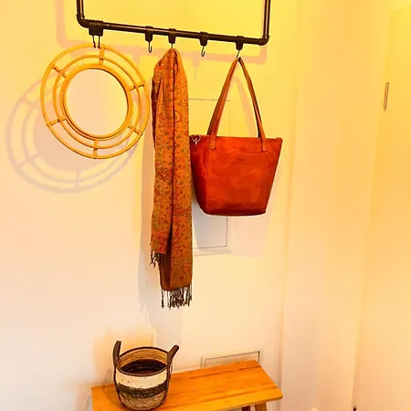 Maisonette-apartment Mit Klimaanlage - In Zentrum -