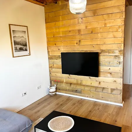 Apartment Maisonette-apartment Mit Klimaanlage - In Zentrum - *